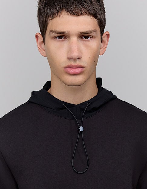 Sweat noir néoprène à capuche EASY CARE Homme