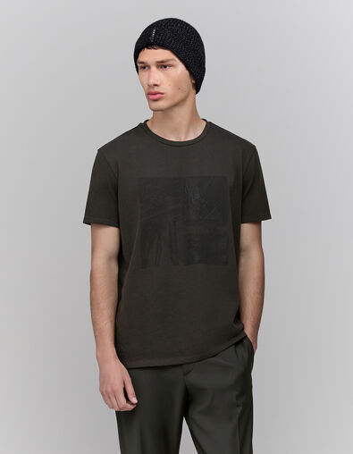 Men’s dark green DRY FAST T-shirt with rubber image - IKKS