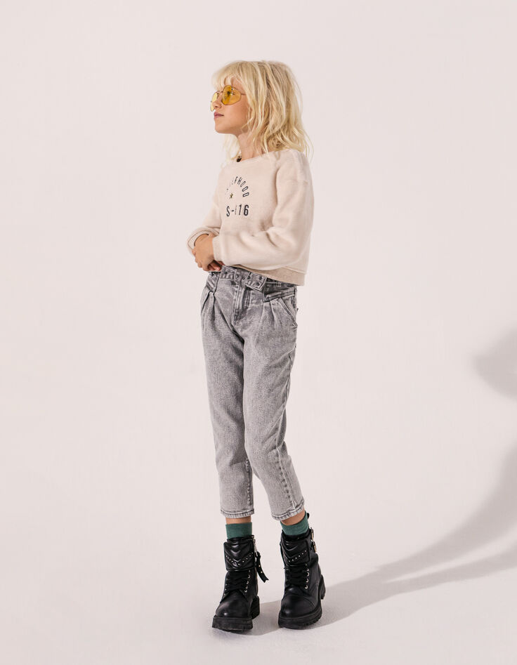 Mädchen-Bio-Jeans, Mom-Stil mit Nietengürtel in Light Grey-6