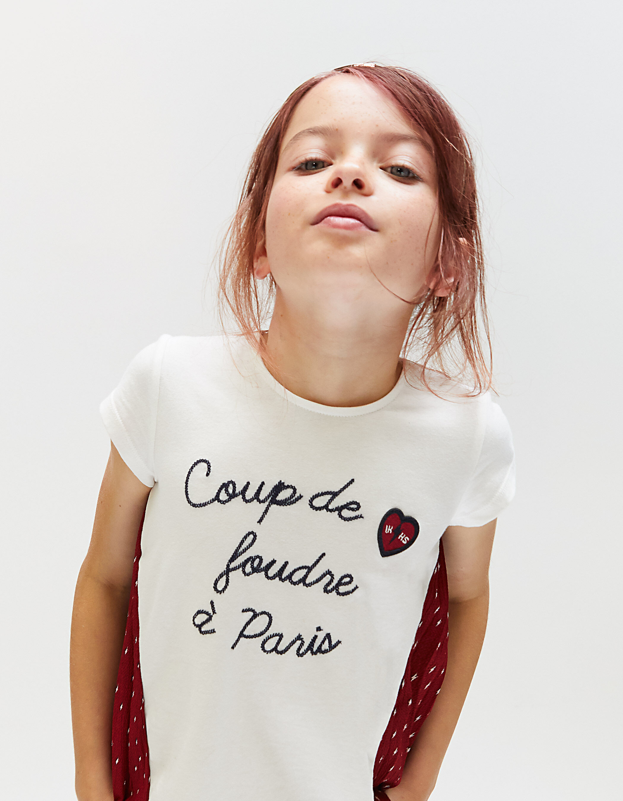 Girls off white and red pleated print T shirt