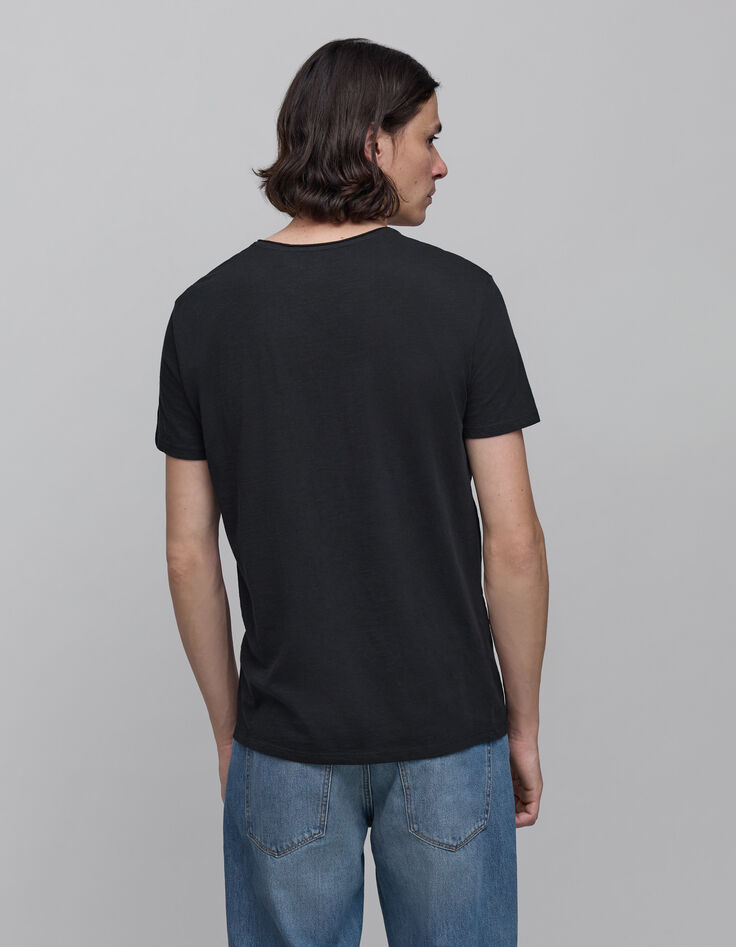 T-shirt L'Essentiel noir col V Homme-3