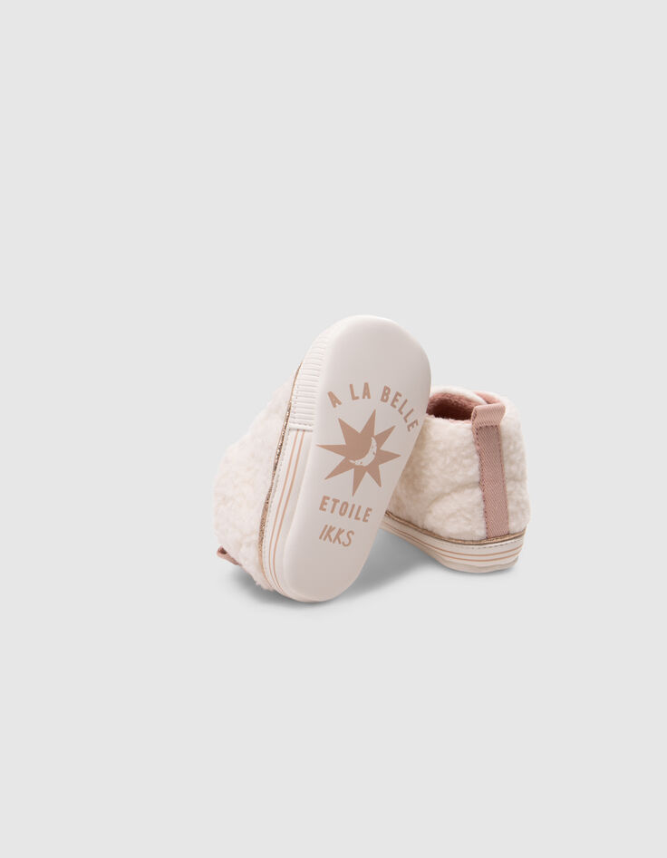 Ecru sherpa sneakers with baby girl heart-3