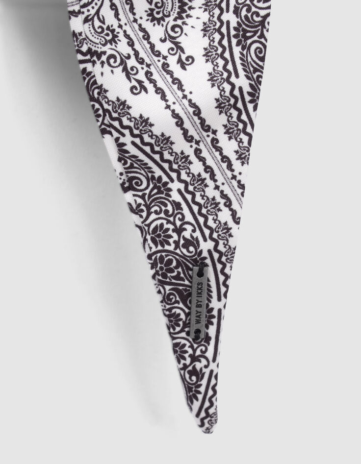 Girls’ white scarf scrunchie with black Bandana motif-2