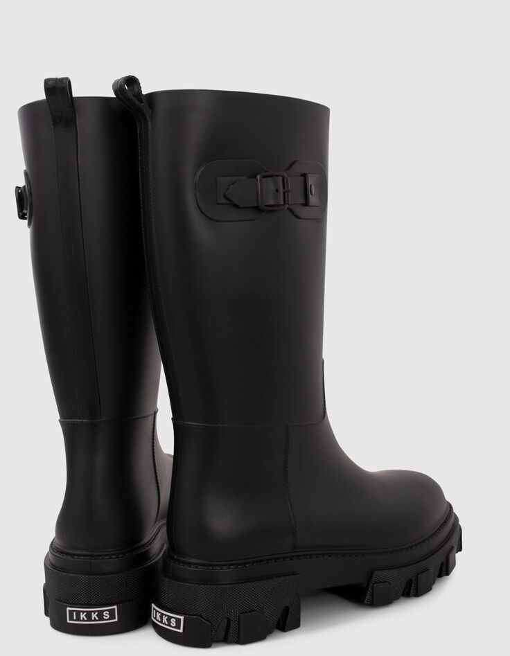 Women’s black rain boots with lugged soles-4