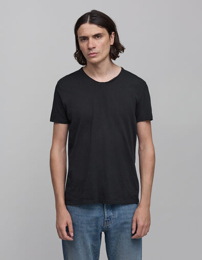 T-shirt L'Essentiel noir col V Homme - IKKS