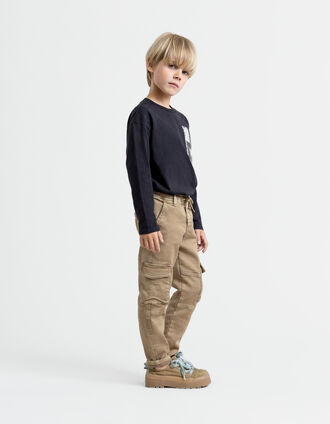 Upcycled JOGGER camel jeans for boys in a battle spirit