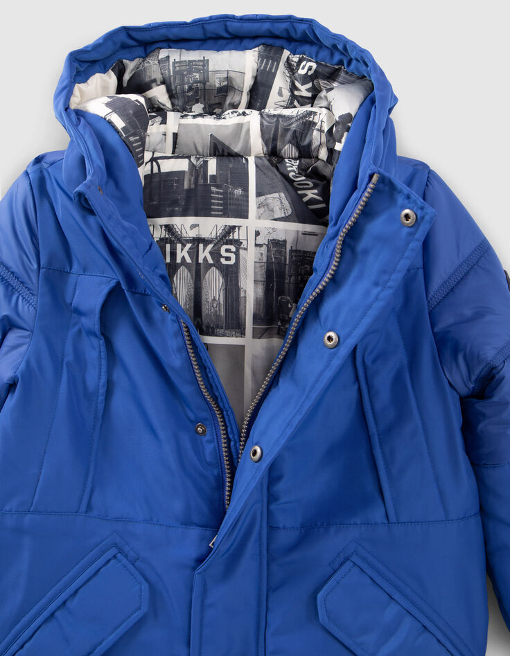 Parka azul eléctrico con detalles acolchados niño-6