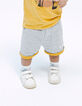 Omkeerbare sweatbermuda geel en grijs babyjongens-2