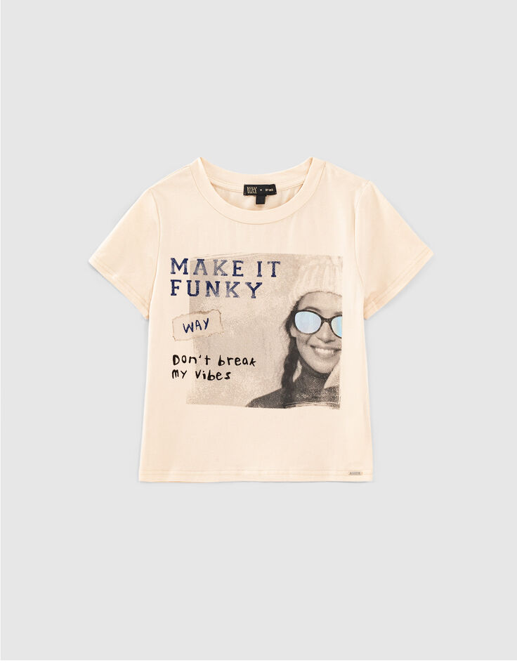Camiseta cropped mastic motivo niña y mensaje niña-1