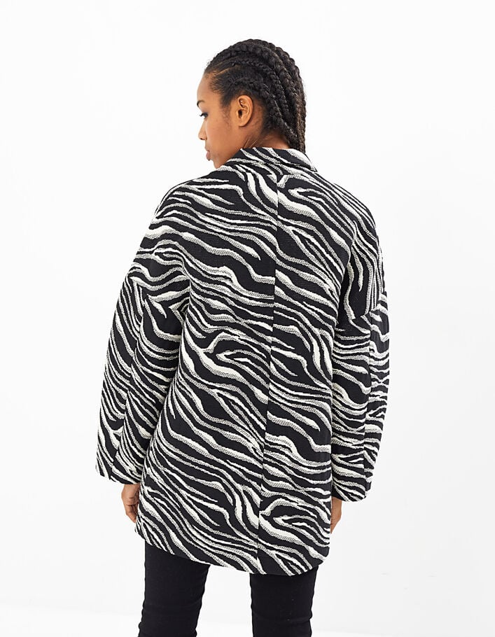 Abrigo negro y blanco jacquard cebra I.Code - IKKS