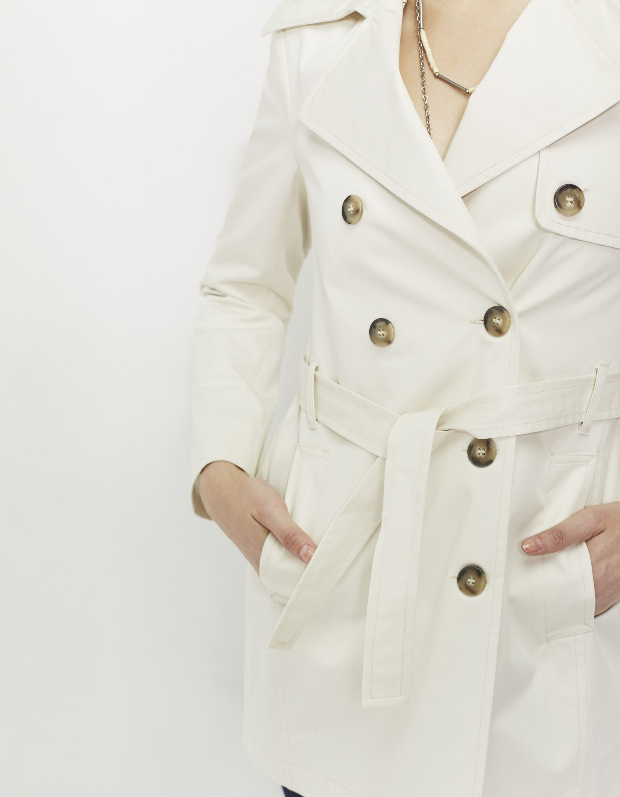 Women's short trench coat