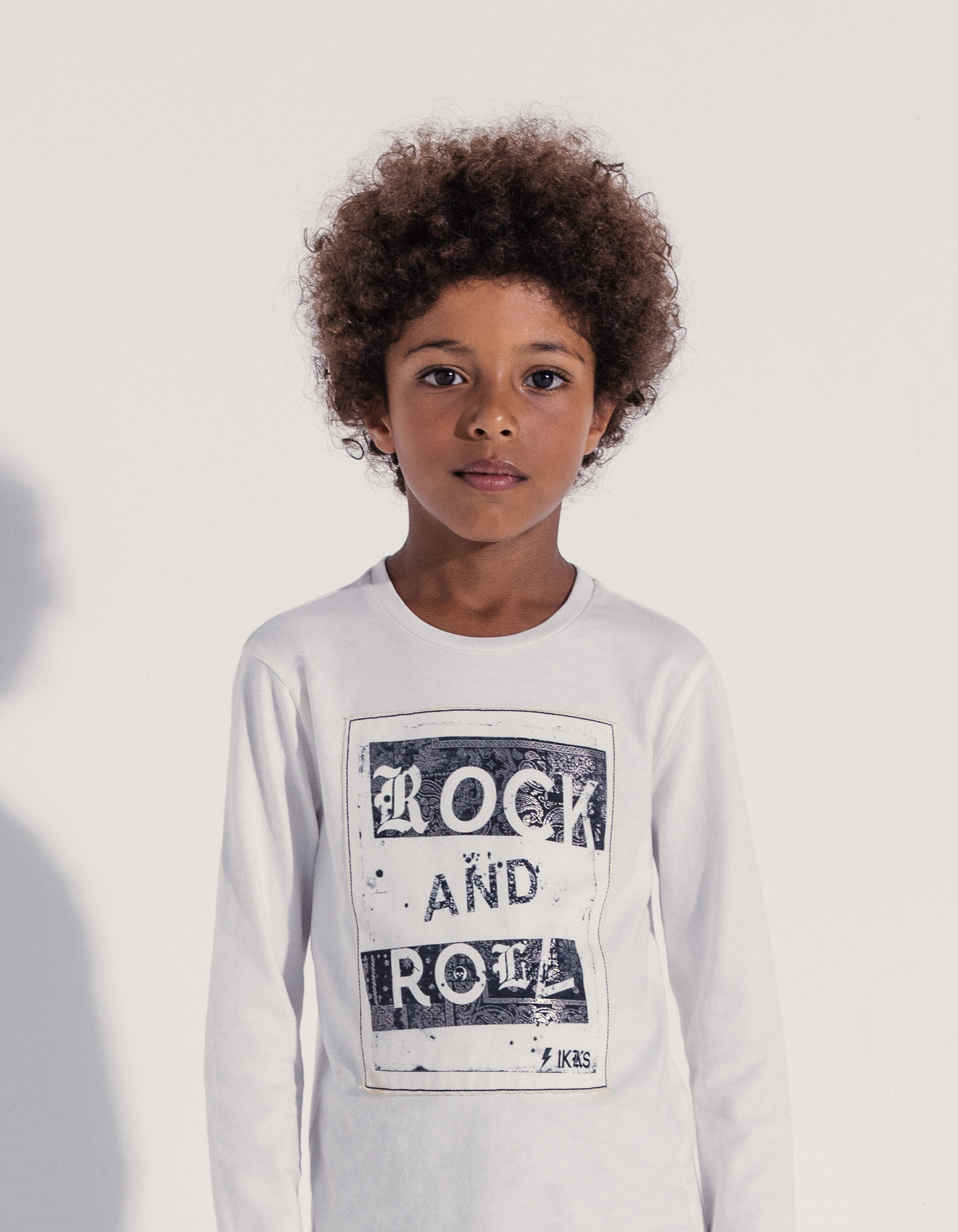 Camiseta rockera niño cheap h&m