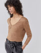 Camiseta beige de lino foil detalles remaches joya mujer-2