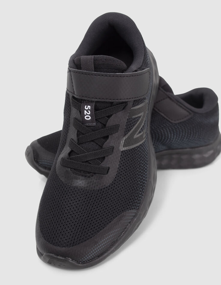 Boys’ black New Balance 520 trainers-4