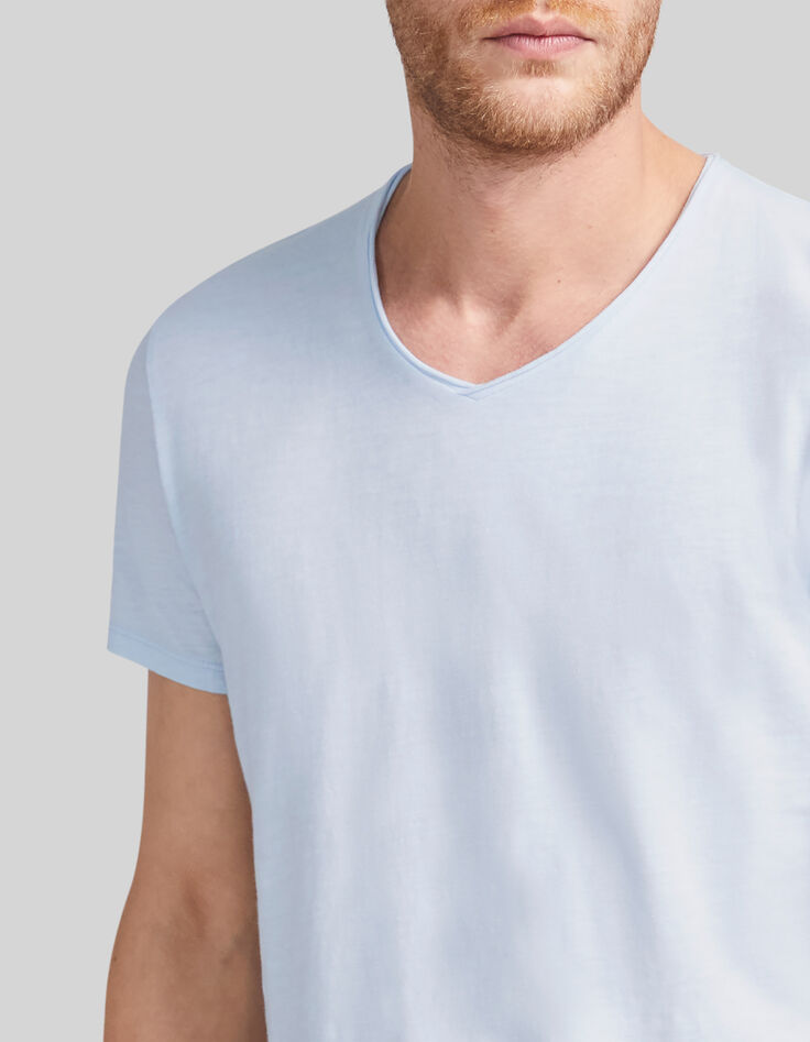 Camiseta L'Essentiel celeste algodón cuello V hombre-4