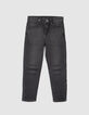 Grijze TAPERED jeans borduursels en slijtplekken knieën-1