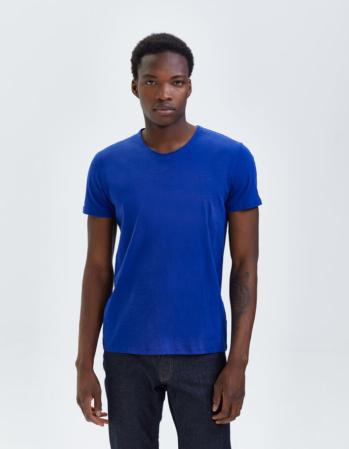 Cooperación eficacia Revocación Camiseta L'Essentiel azul eléctrico cuello V hombre
