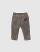 Baby boys’ grey jeans with print and badge-2