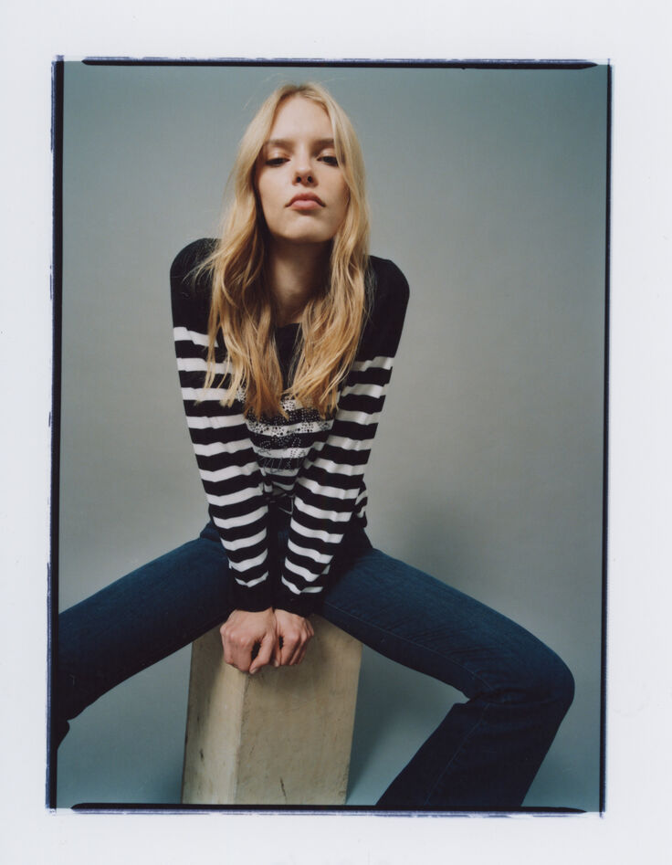 Women’s black & white striped knit sweater, rock studs-6